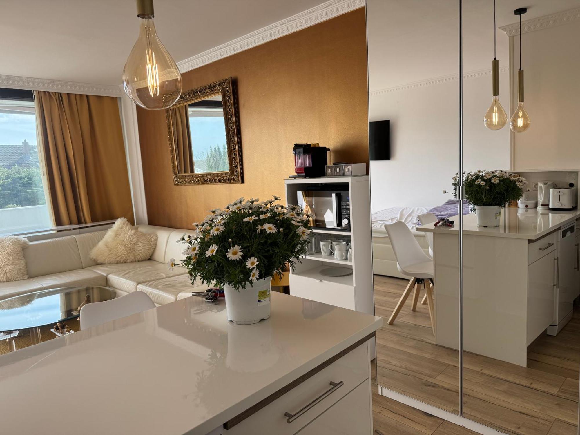Tiffany'S Ferienapartments Sind Alles, Ausser... Gewoehnlich!!! تيميندورفير ستراند المظهر الخارجي الصورة